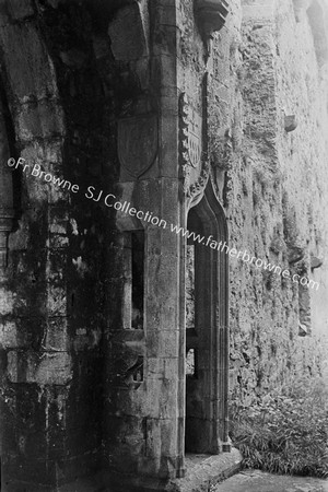 KILCOOLEY ABBEY ABBOTS' THRONE FROM N.TRANSEPT